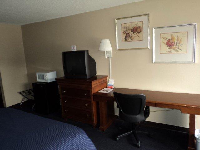 Hotel Express Anniston/Oxford Buitenkant foto